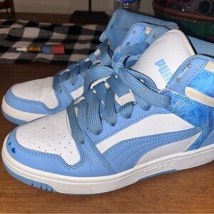 Puma Kids Sky Blue and White Sneakers